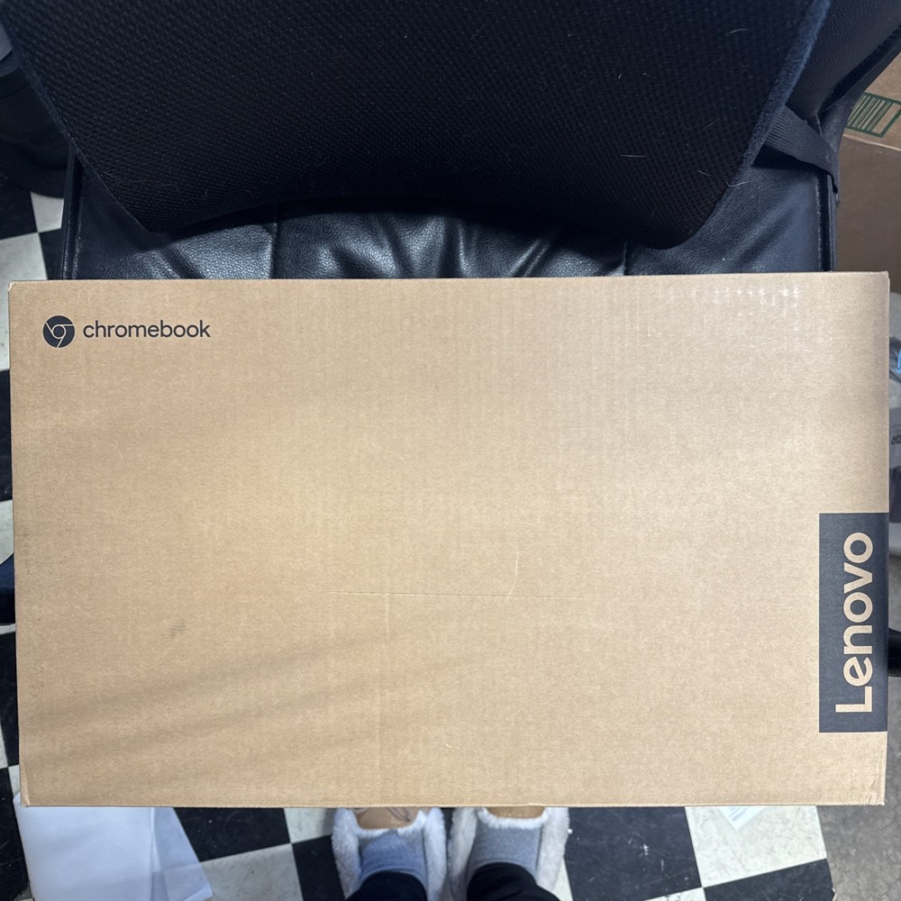 Lenovo IdeaPad 3 Chrome 15IJL6 15.6
