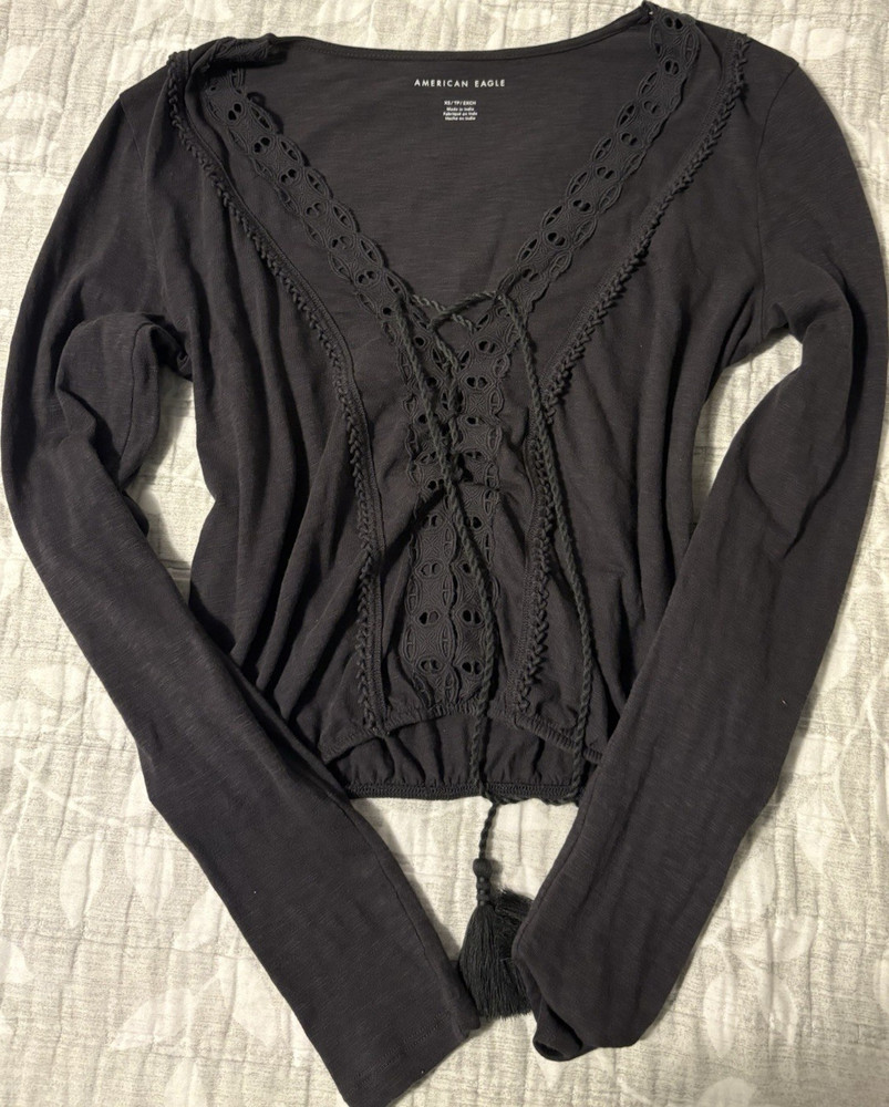 American Eagle Black Solid Knit V-Neck Long Sleeve Tie Hem Tassel Lace XS