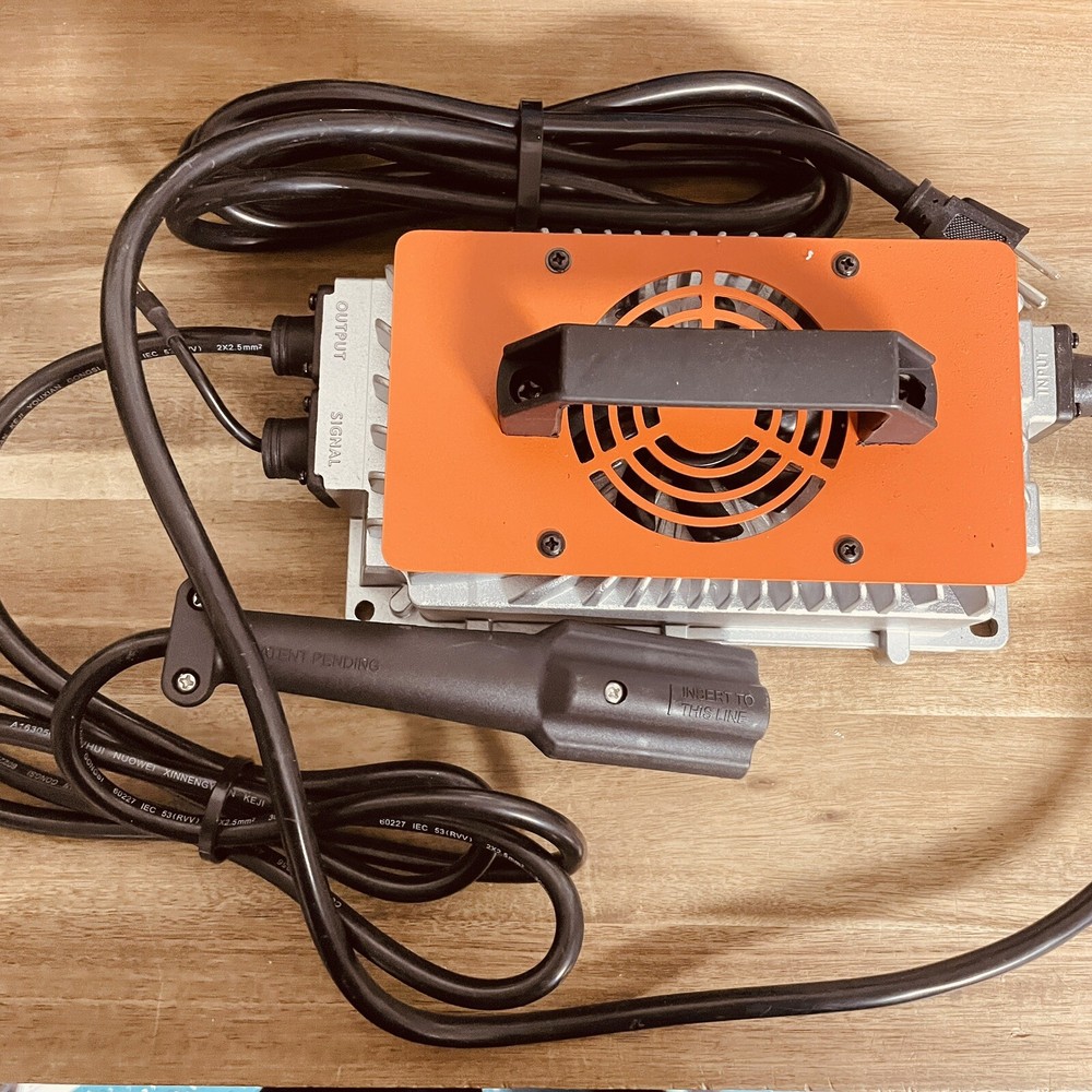 Smart Club Car Charger 48V 18A Golf Cart Lead-acid Battery Charger Waterproof