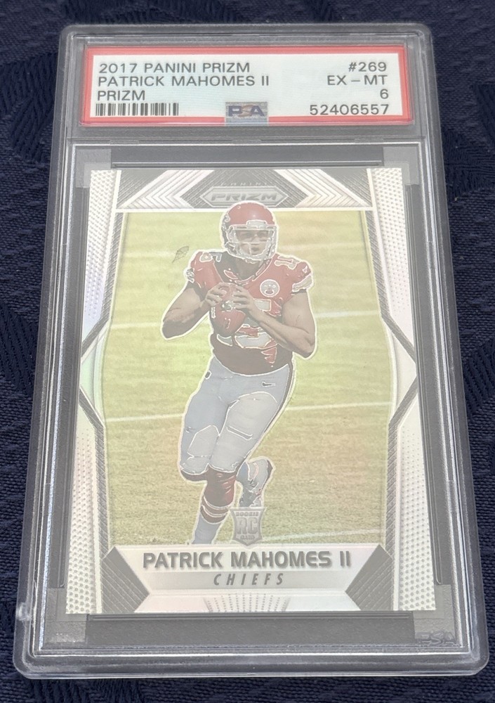 2017 Panini - Rookies Patrick Mahomes II #269 Silver Prizm (RC) - PSA 6- Beauty