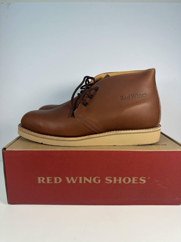 Red Wing Men's 595 Chukka Boot Size 10 EE Brown Soft Toe Traction Tread