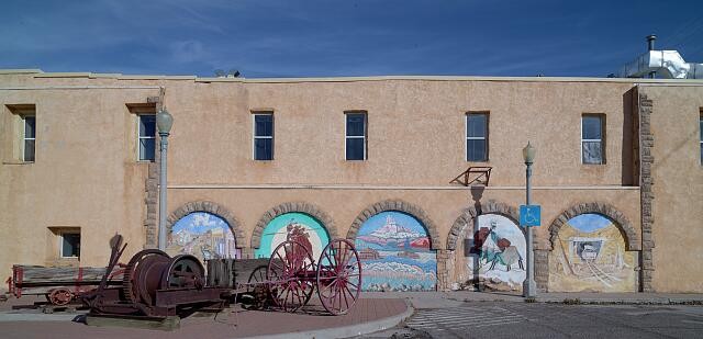 Photo:Gallup New Mexico 2020 Rex Museum Mural Portals Historical Building