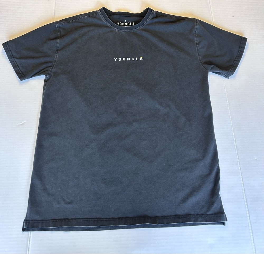 YoungLA “Young King” T-shirt Floral Graphic Men’s Size Medium Black