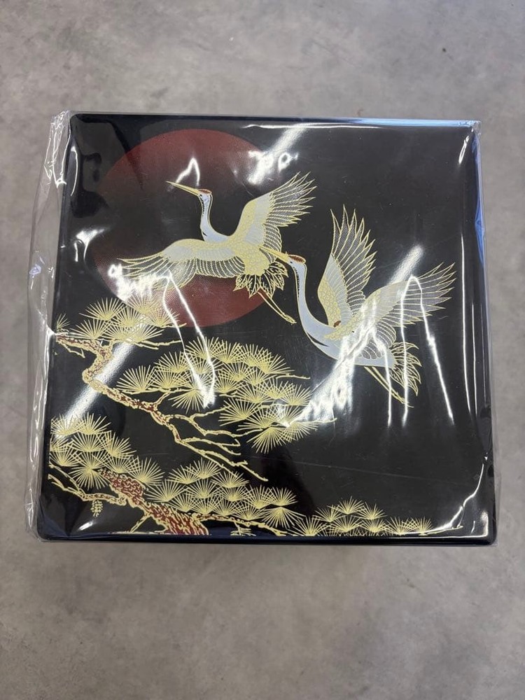Black 3-Tier Sunrise Crane Lacquer Box 6.5in Unused, Traditional Style