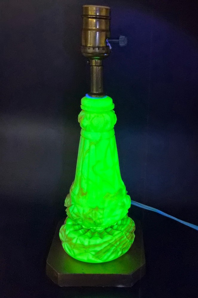 Uranium Slag Glass Akro Agate Table Lamp (It glows!)