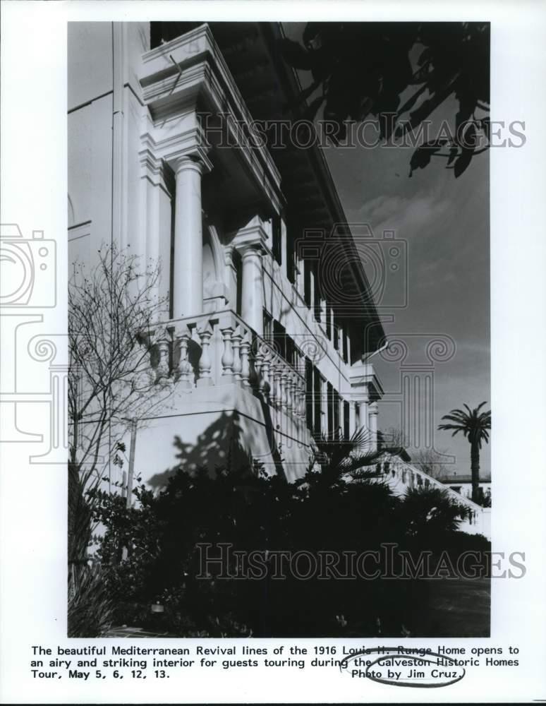 Press Photo Historic Louis H. Rung Home Exterior in Galveston, Texas - sax30168