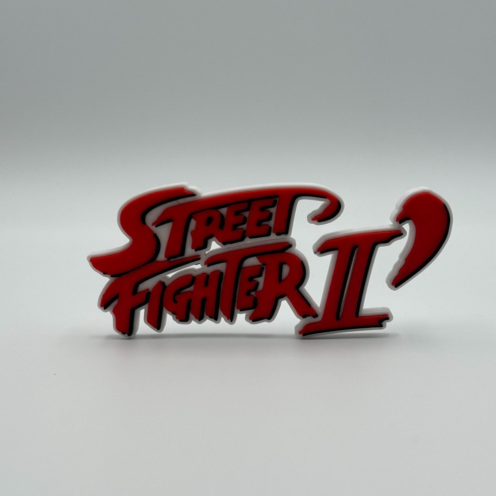Street Fighter II 3D Printed Logo Desk Decor – Retro Video Game Collectible