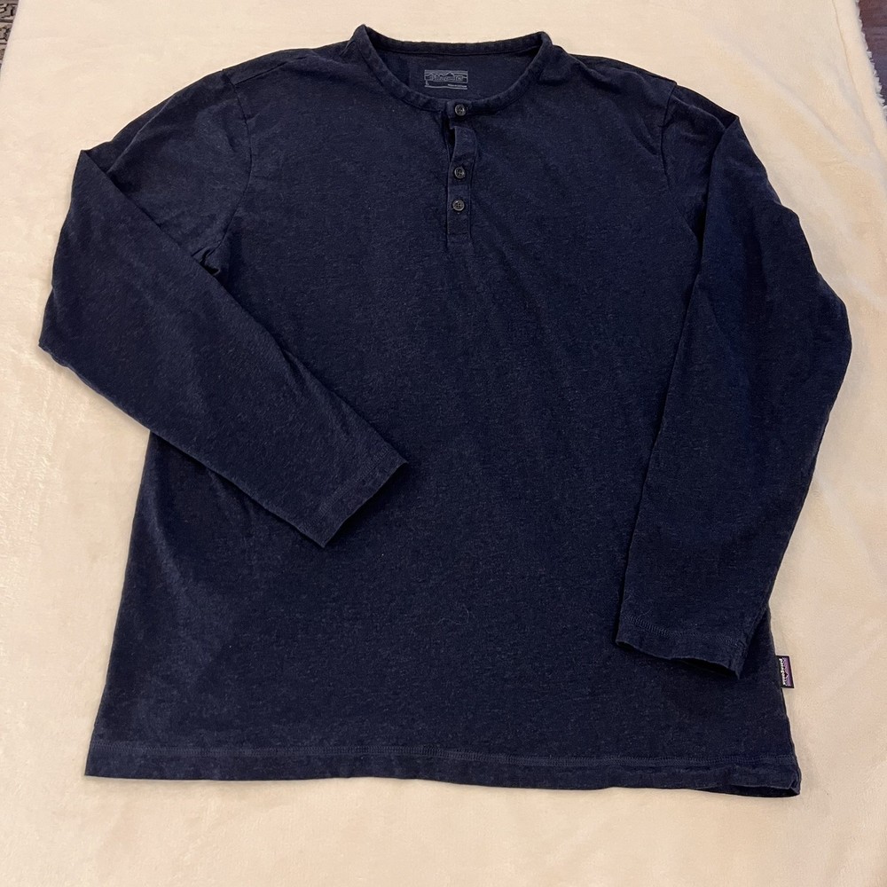 Patagonia Men's Henley Shirt Large Blue Heathered Pullover Long Sleeves Buttons