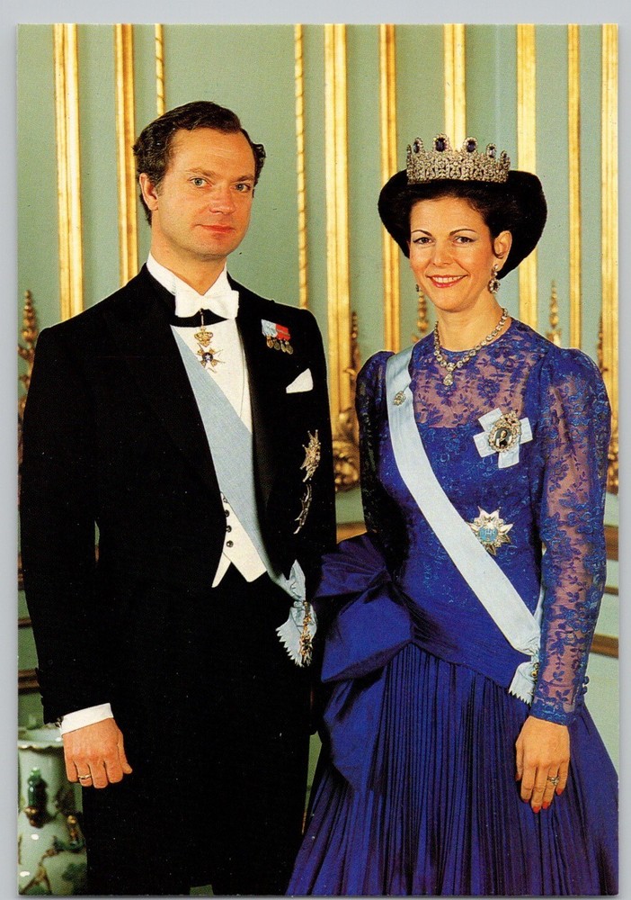 King Konung Carl XVI Gustaf and Queen Drottning Silvia Sweden Retro Postcard