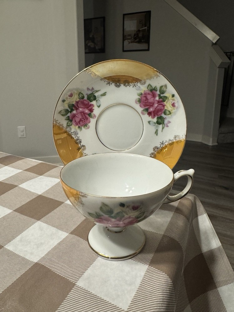 Vintage Napco Hand Painted China. Tea Cup And Saucer IYD 256