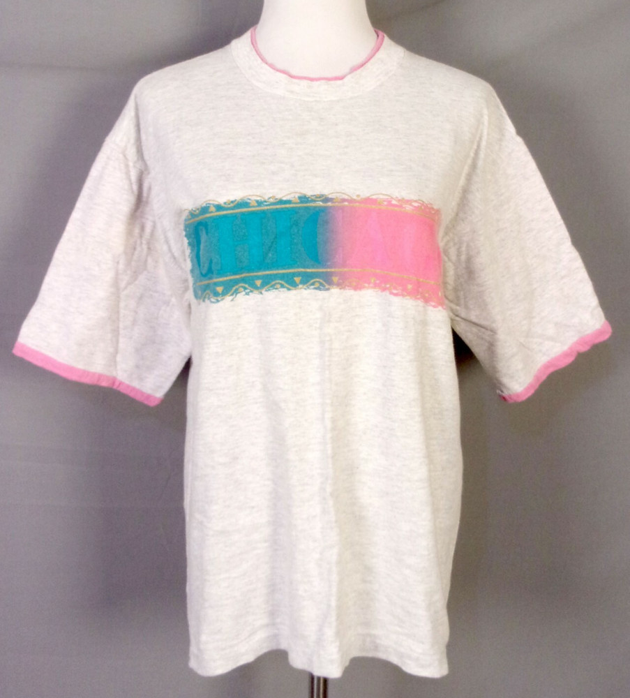 vintage 80s 90s single stitch 2 Ply Sleeve Chicago T-Shirt Spell Out USA sz L