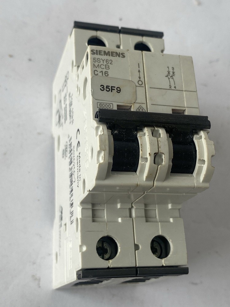 Siemens 5Sy6216-7 5Sy62 Mcb C16 Miniature Circuit Breaker 16A 400V 2 Pole