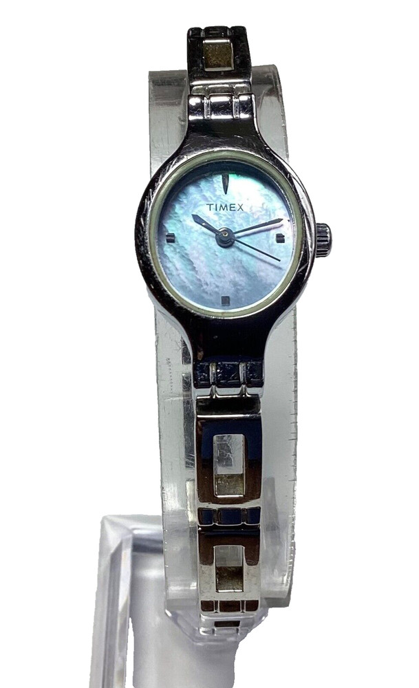 Timex Womens Watch Silver Tone Blue Quartz Analog New Battery