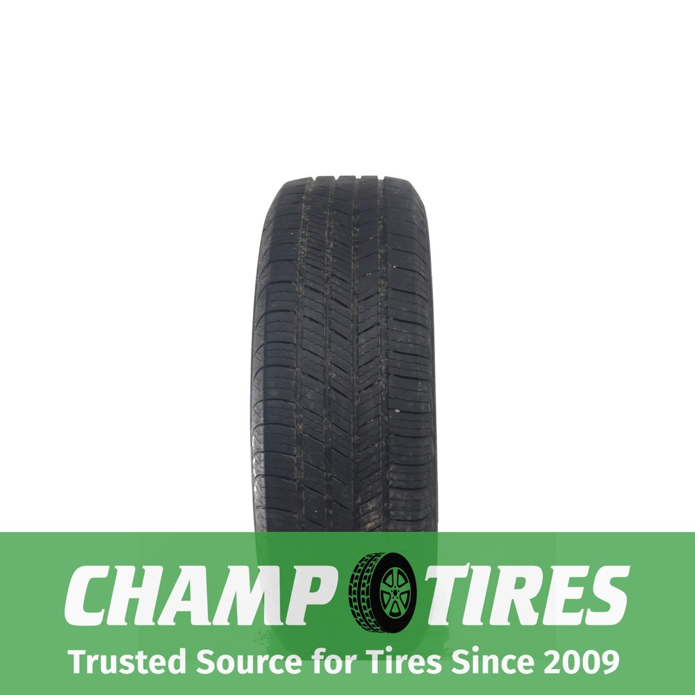 P215/60R17 Michelin Defender T+H 96 H Used 7/32nds