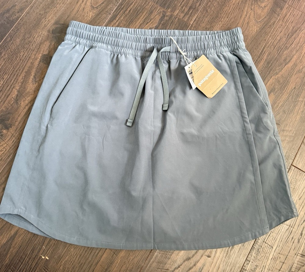 New! Patagonia ‘Fleetwith’ Skort! (women’s Small)
