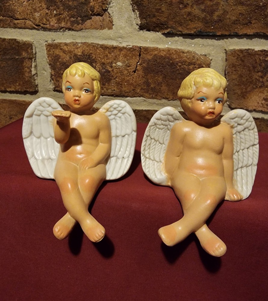 Vintage Cherub Pair Of Sitting Angels Painted Faces