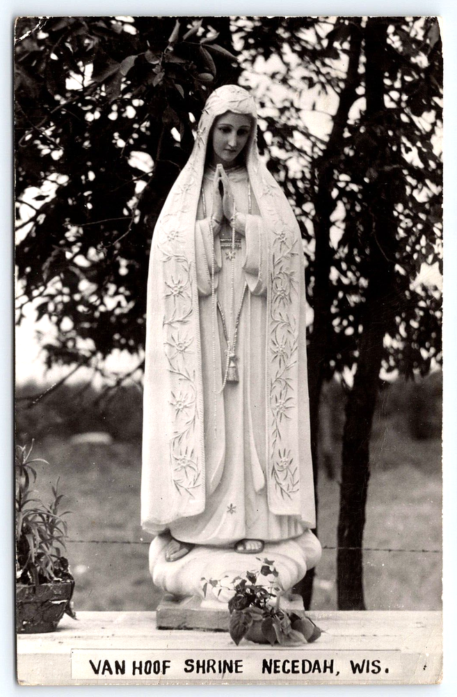 VINTAGE OLD ANTIQUE POSTCARD VAN HOOF SHRINE STATUE NECEDAH WISCONSIN USA