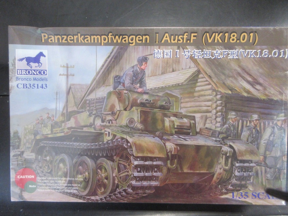 BRONCO 1/35 PANZERKAMPFWAGEN I Ausf.F (VK18.01) #CB-35143 factory sealed