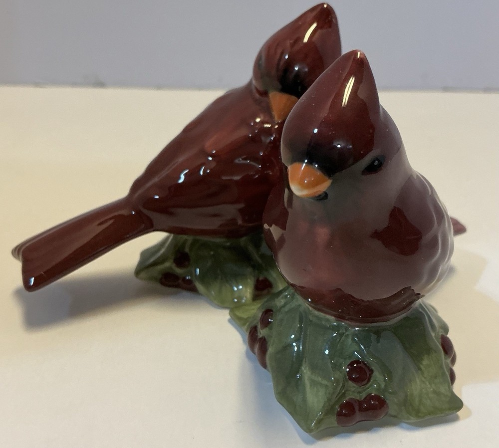 Cardinal Salt/Pepper Shakers Ceramic Tall Christmas Red Birds Holly Berries