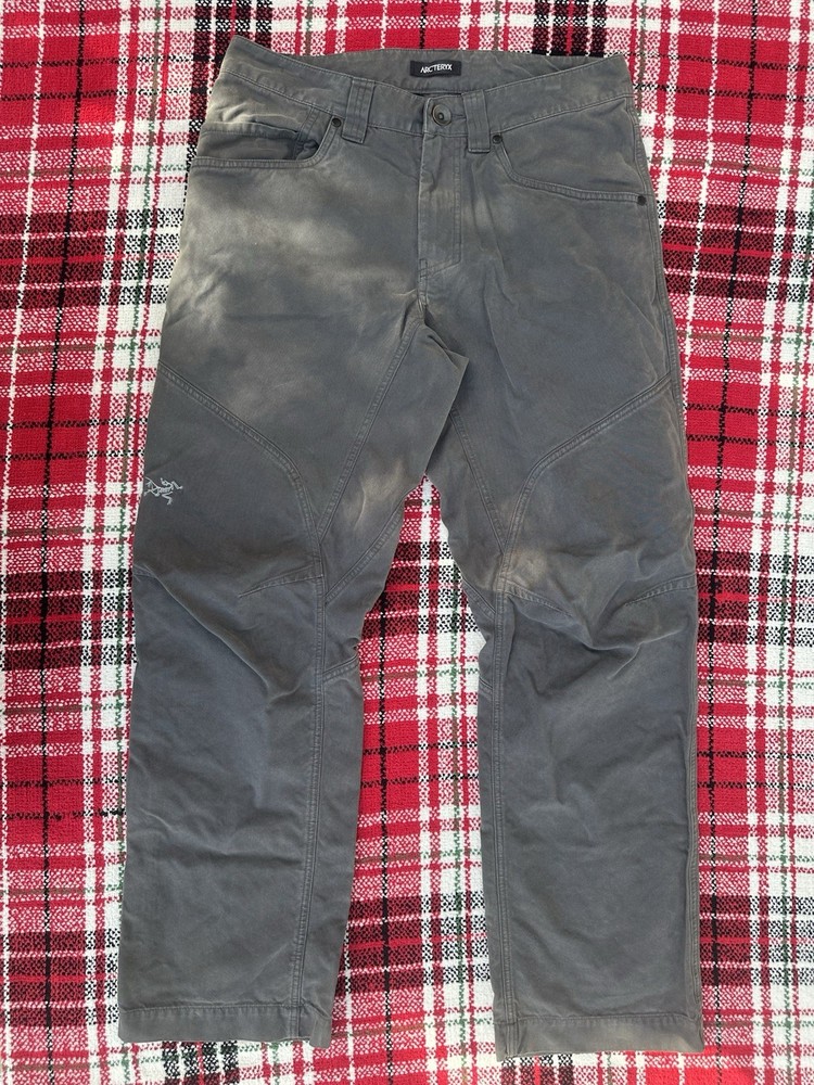 Arc'teryx Cronin Pants Men's 30x30 Gray Canvas Hiking Workwear Gorpcore 14585