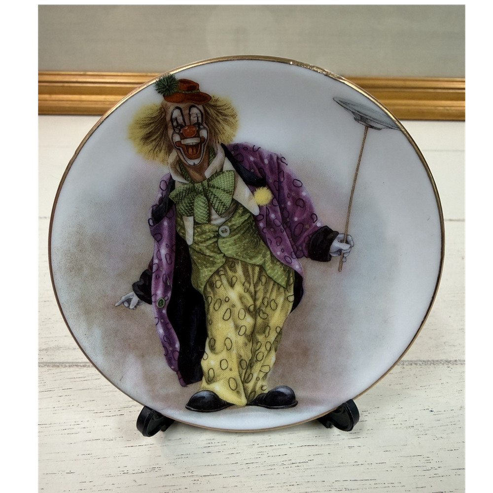 Porcelain Decorative Clown Plate Gold Trim Made in Japan Round Glossy 3x3