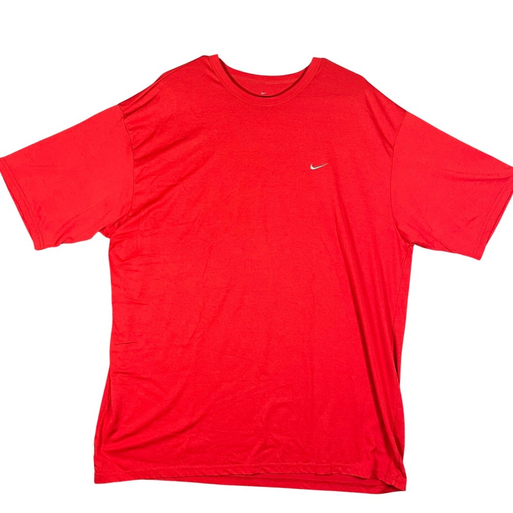 Nike Dri-FIT T-Shirt Mens XXL Red Short Sleeve Embroidered Swoosh Athletic Tee
