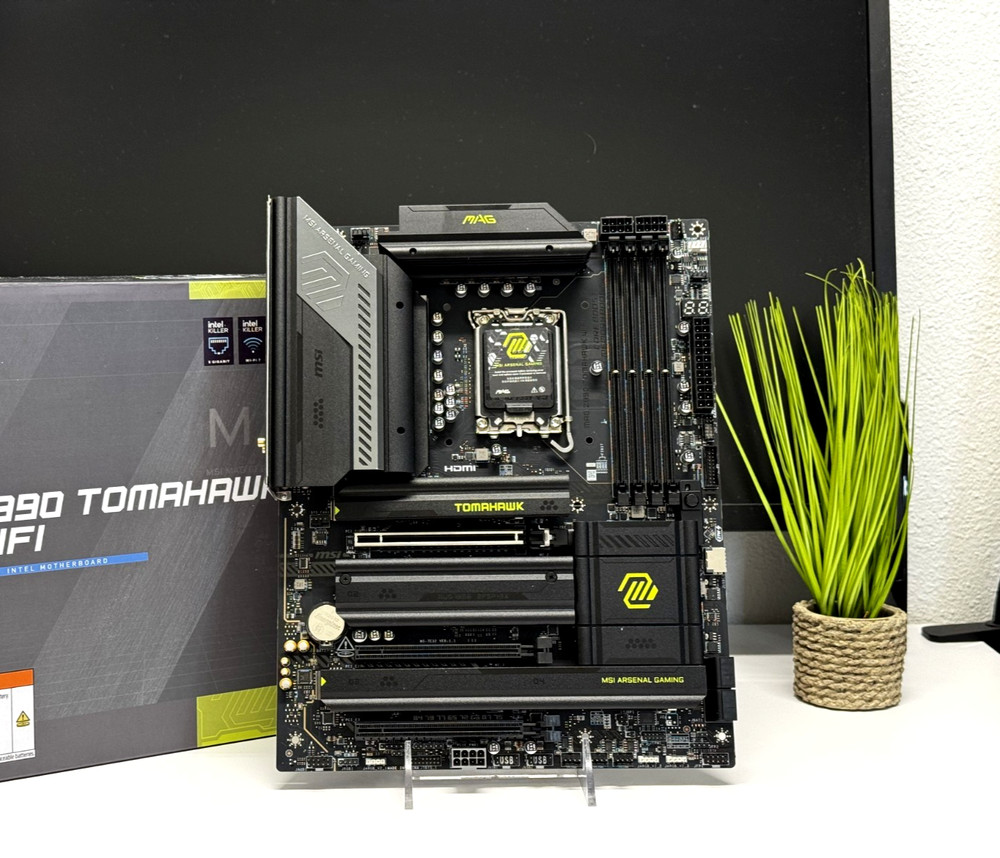 MSI MAG Z890 TOMAHAWK WIFI LGA1851 DDR5 PCIe 5.0 WiFi 7