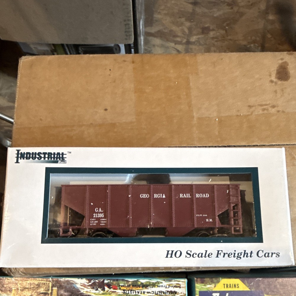 Industrial Rail Georgia Rail Road HO 1:87 Freight Car Brown Analog DC MPN 8797