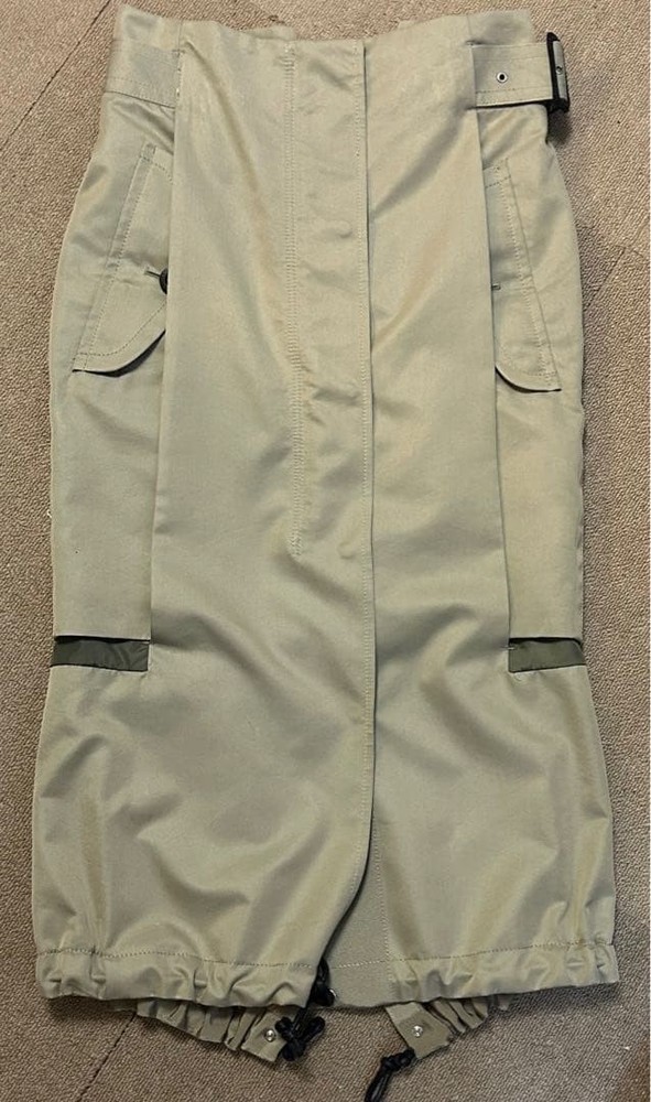 Sacai Women's Khaki Cotton-Polyester Midi Skirt, Excellent Condition, M