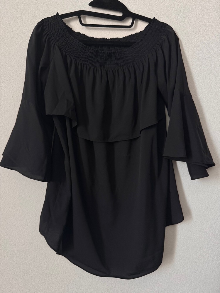 Saks Fifth Avenue Classic Off the Shoulder Black Blouse Size Large