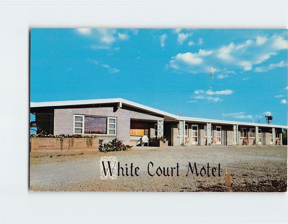 Postcard White Court Motel Milwaukee Wisconsin USA