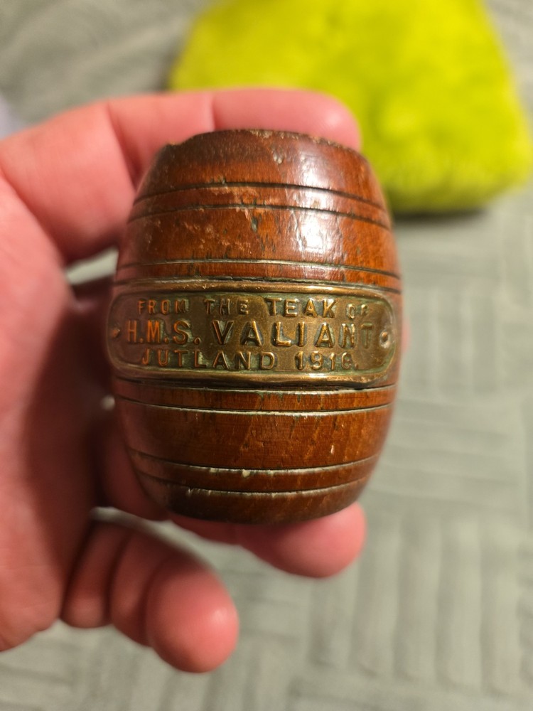 Teak & Brass Souvenir Relating to the HMS Valiant (Battle of Jutland) Royal Navy