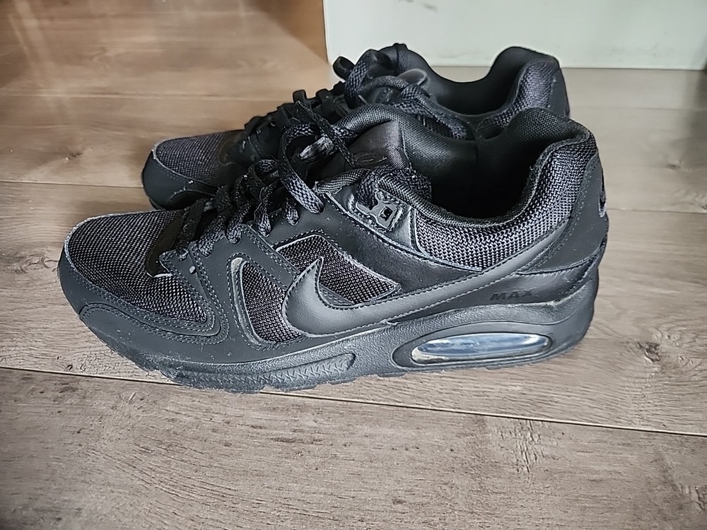 Nike Air Max Command Triple Black Mens Sz 11 Running Shoes Sneakers 629993-020
