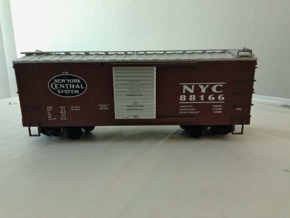 USA Trains R19065 G Scale Steel Box Car Bangor & Aroostook #4576