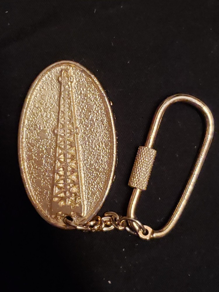 Vintage 1980 Key Chain Oil Rig Gold Color With Clasp