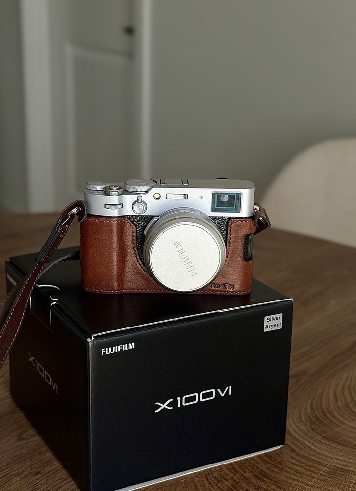 Fujifilm X100VI Silver Camera with Accessories Excellent Condition Used