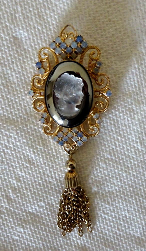 Vtg Victorian Revival Hematite Cameo Gold Tone Filigree Ab Rhinestone Brooch