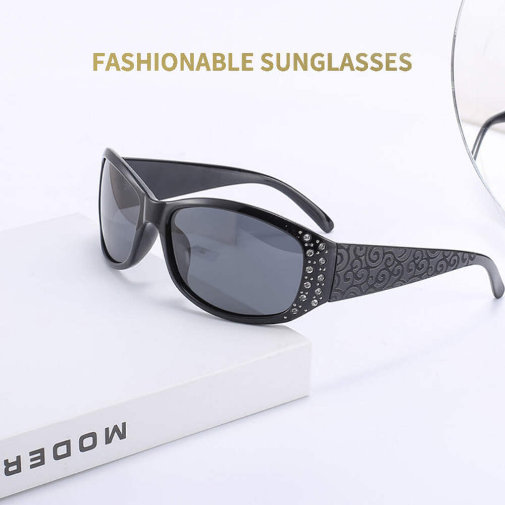 Polarized Sunglasses for Women Men, Retro Fashionable Driving Sun Glasses with T