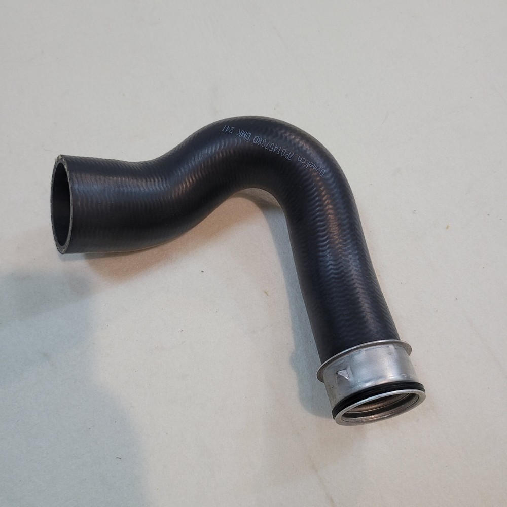 Audi Q7 4L 07-15 Charge Air Cooler Pressure Hose Replacement