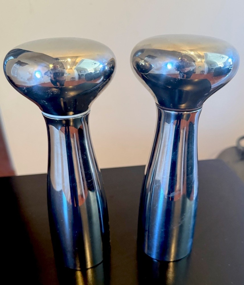 Georg Jensen ALFREDO Salt & Pepper Shakers - Grinding Mills