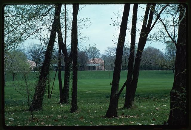 Photo:Columbus Indiana Miller House 1950s Distant View Modernist Home