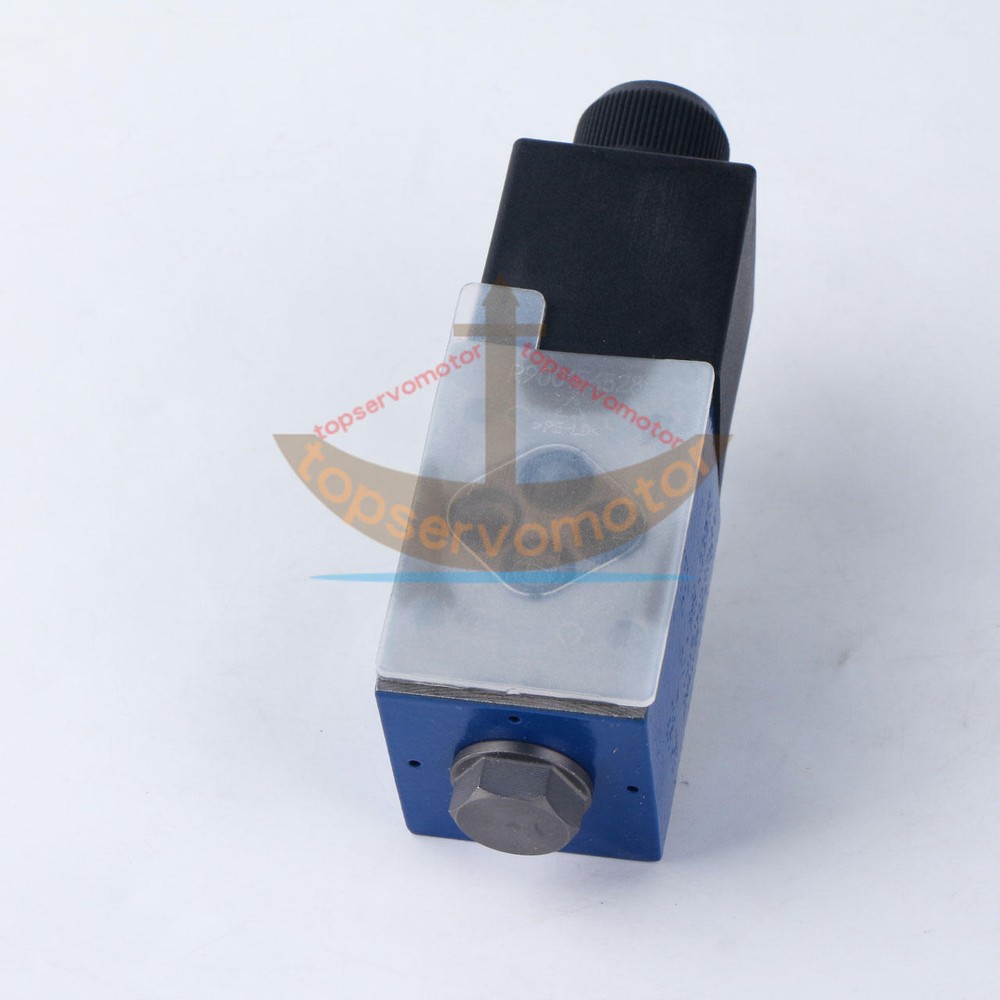 One New R900551704 Rexroth Valve 4We 6 D62/Ew110N9K4 4We6D62/Ew110N9K4