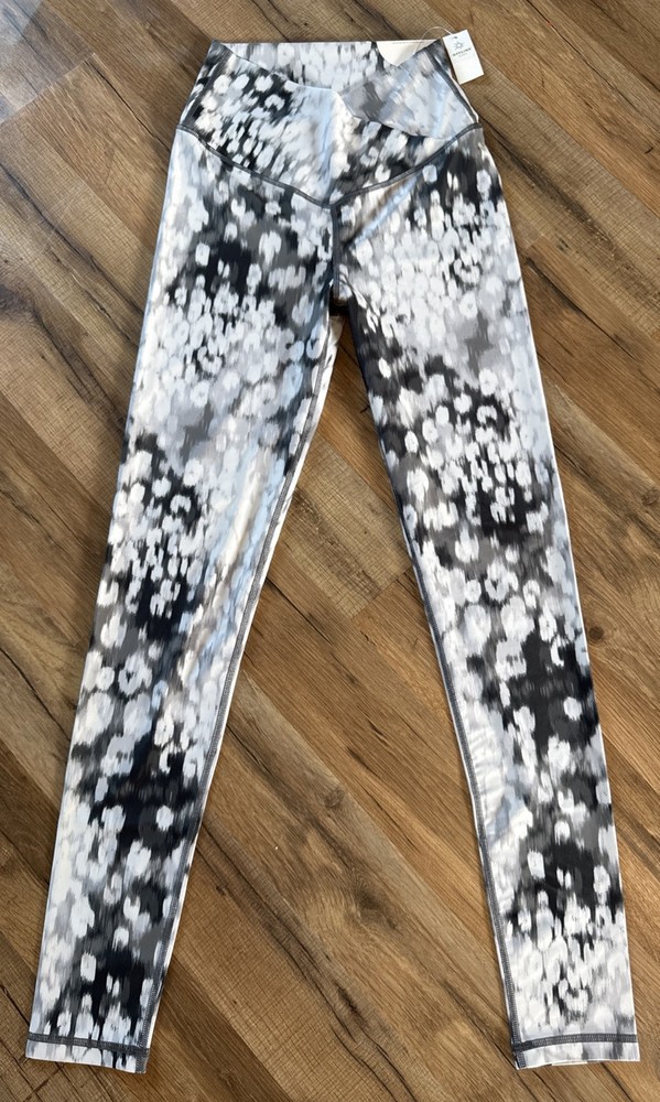 Aerie Offline Shine Silver Shadow High Waist Crossover Leggings in Small