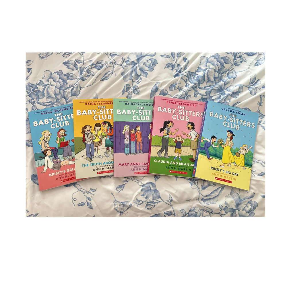 Baby-Sitters Club Paperback Graphic Novels (Books 1-4 & 6)