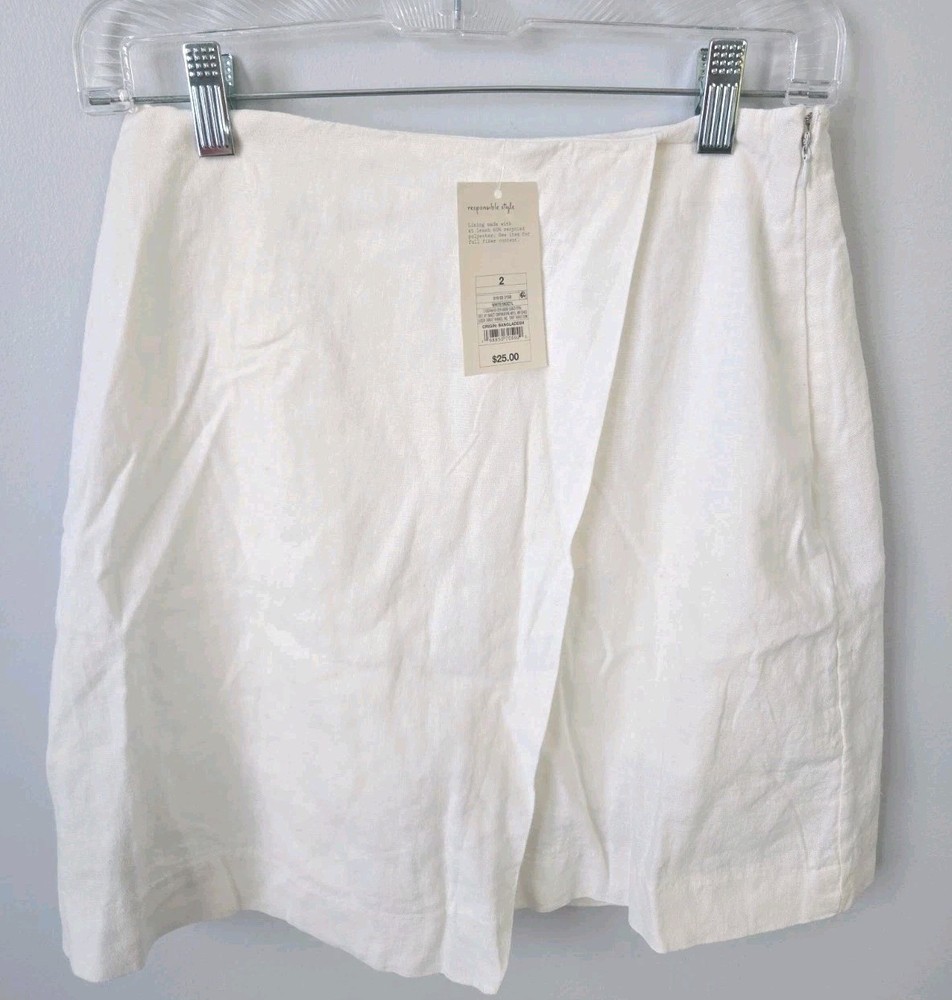 A New Day White Linen Blend Wrap Skort Womens Size 2 NWT Mini Skirt Shorts Side