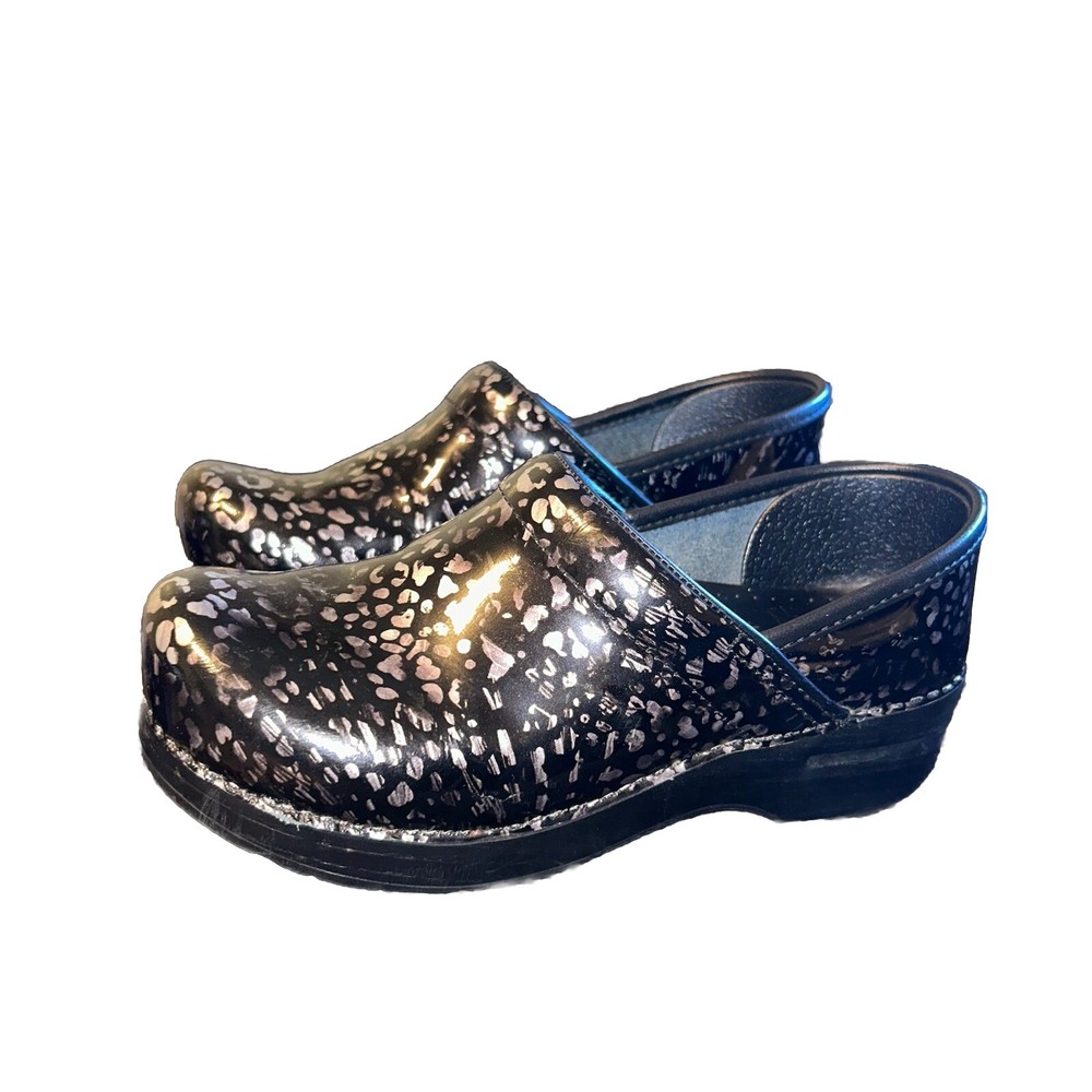 Womens DANSKO Professional Pewter Leopard Patent Leather Clogs Size 6.5-7