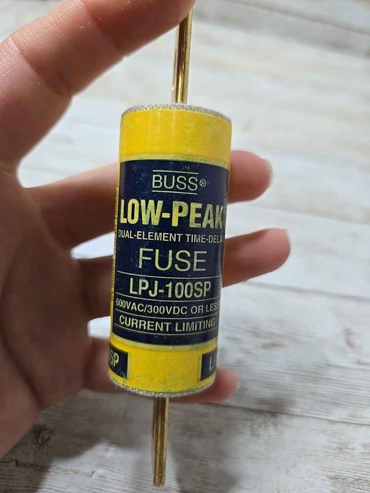 Cooper Bussmann LPJ-100SP: Dual Element Time-Delay Current Limiting Class J Fuse