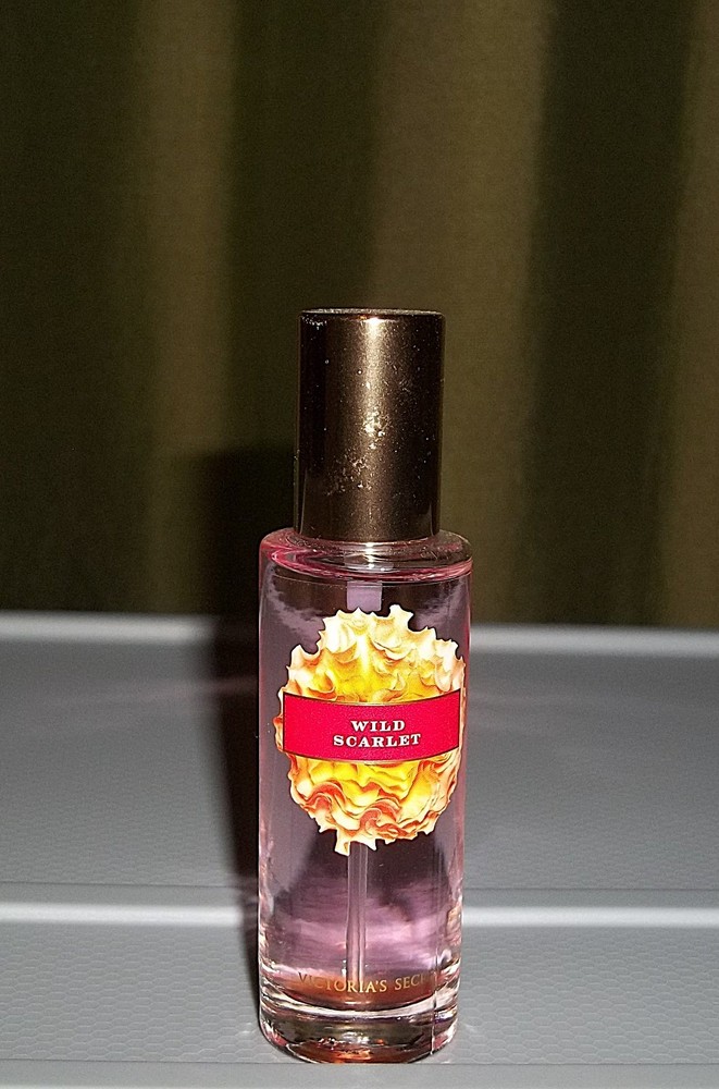 Victoria's Secret WILD SCARLET 1 fl oz HTF Eau De Toilette Perfume IMPERFECT!!!