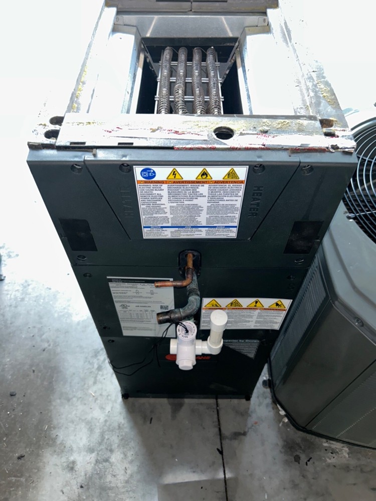 2.5 Ton AC Unit – Energy Efficient Cooling System-image