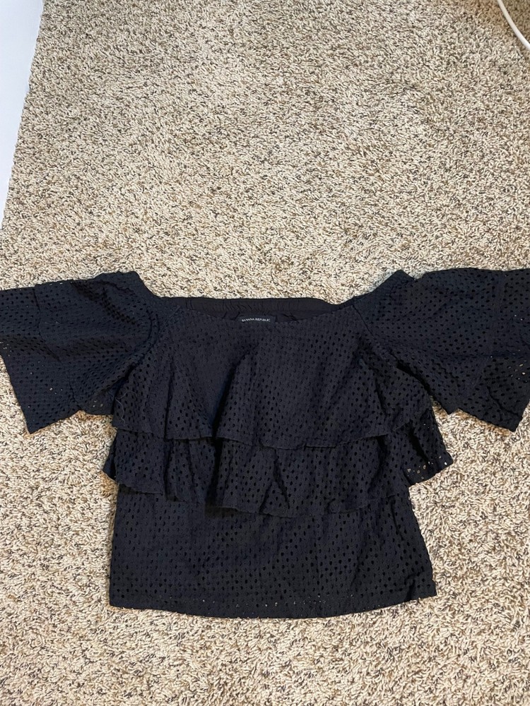 Banana Republic Off The Shoulder Ruffle Top Black Eyelet Vacation Romantic sz S